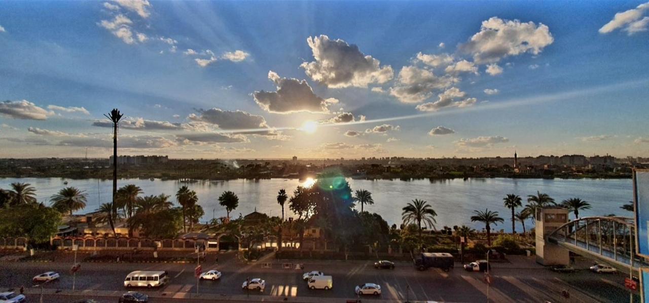 Grand Bayan Hotel & Apt At Nile Plaza Cairo Ngoại thất bức ảnh