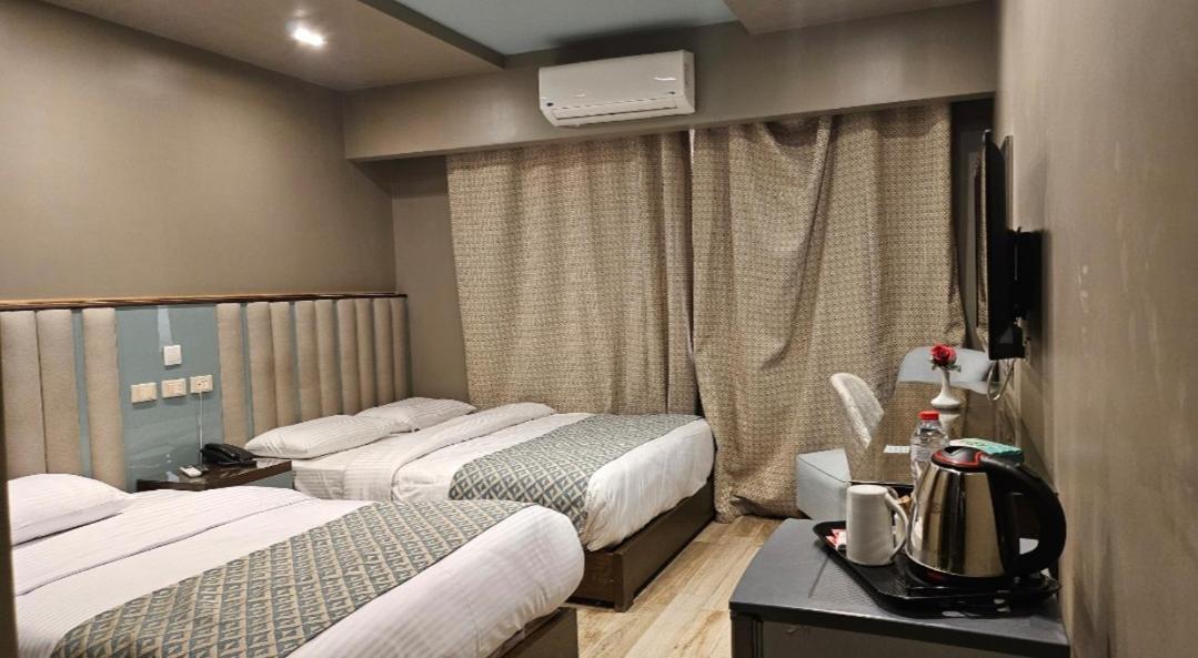 Grand Bayan Hotel & Apt At Nile Plaza Cairo Phòng bức ảnh